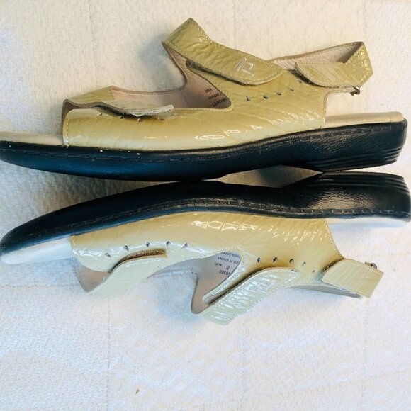 Propet Sandal Cream Metallic Croc Print Trinidad Comfort Leather Women’s size 8 - Picture 11 of 16